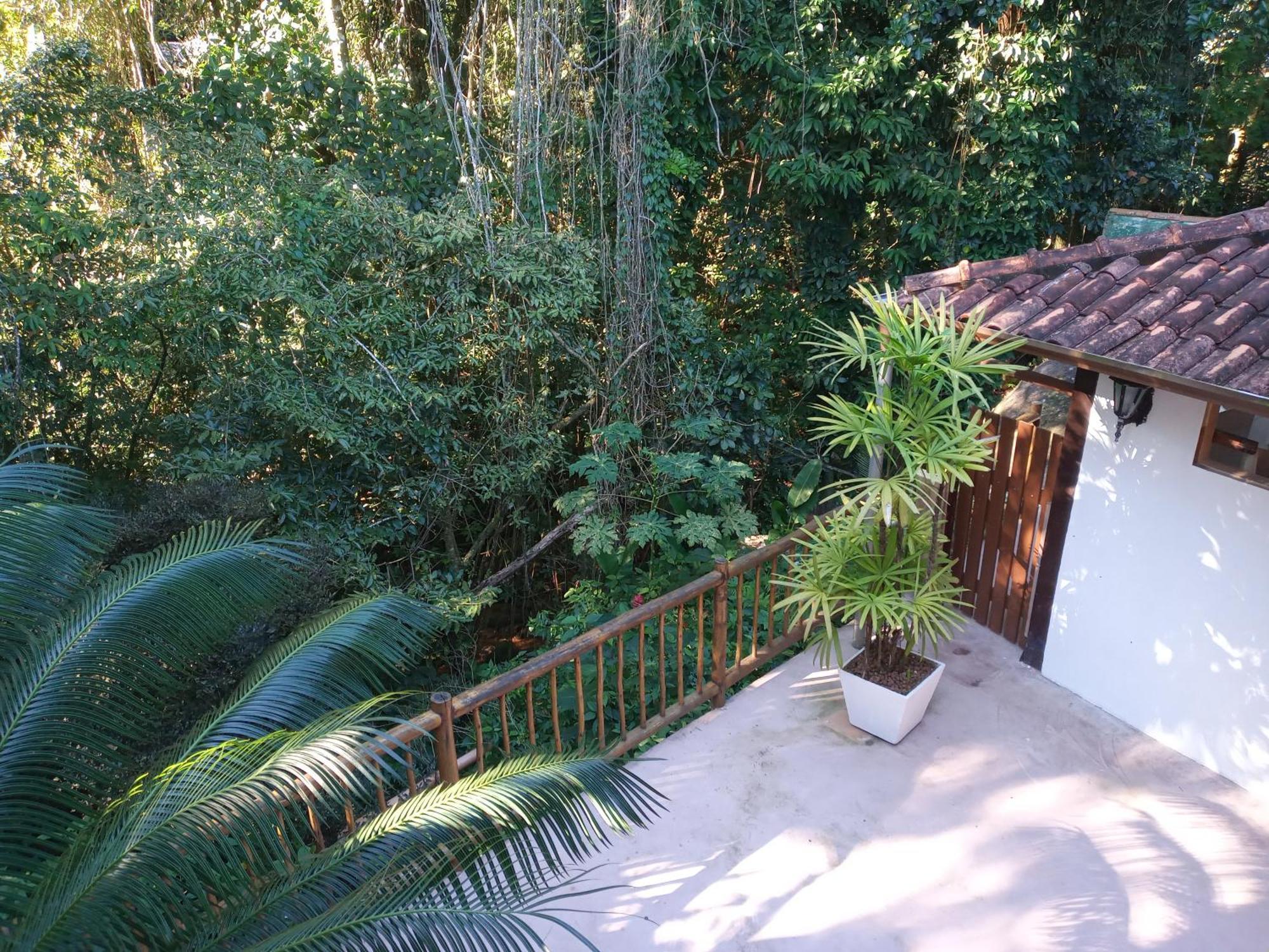 Pitanga Ilha Grande Acomodação com café da manhã Exterior foto